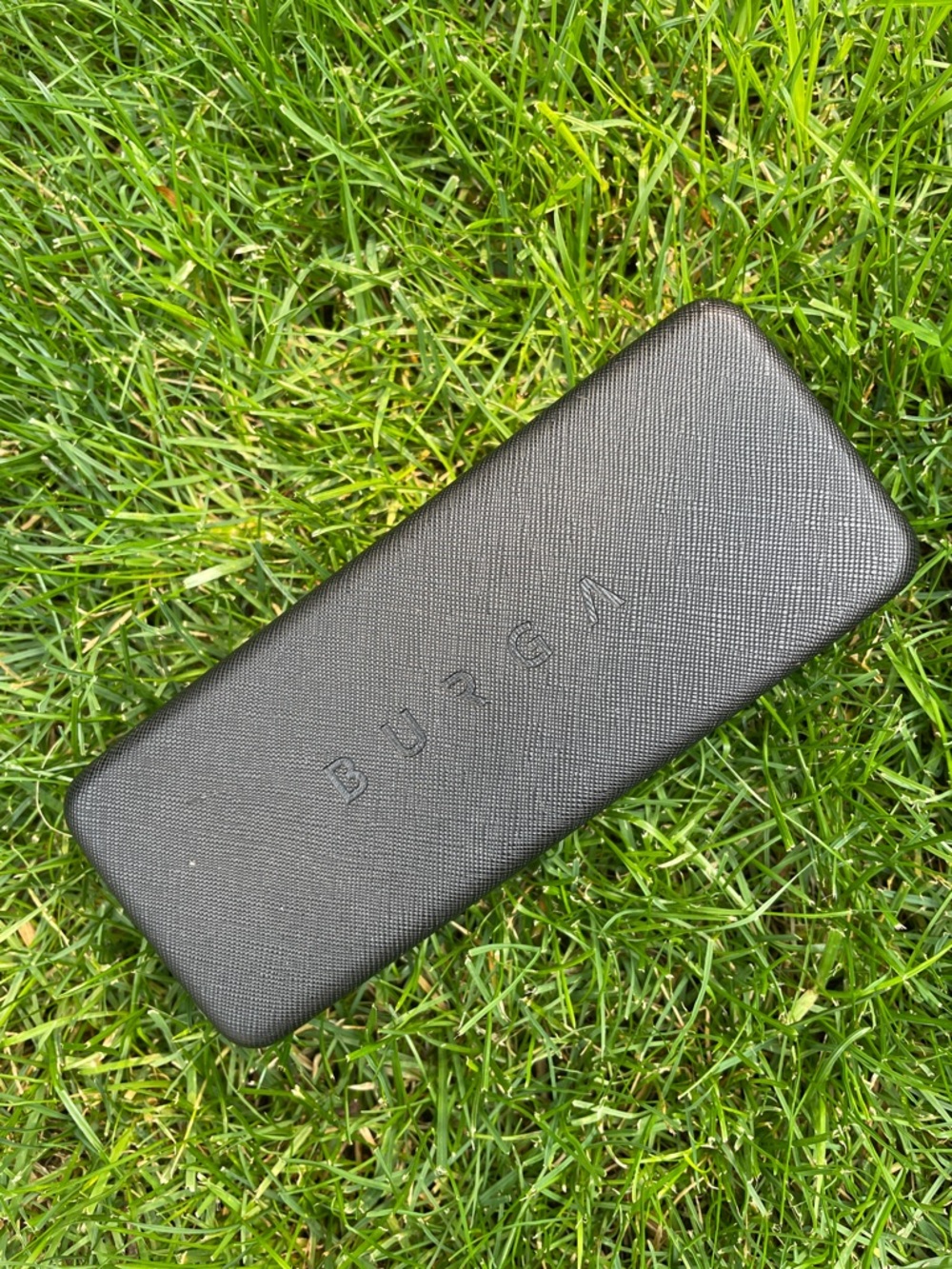 BURGA Black Hard-Shell Snap Close Classic Sporty Lined Sunglasses Eyewear Case